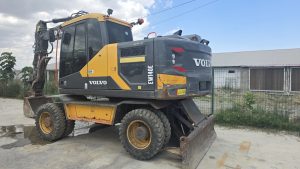 Колёсный экскаватор Volvo EW140E (13855 м/ч)