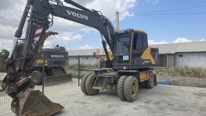 Колёсный экскаватор Volvo EW140 Pro (2024, 4891 м/ч)